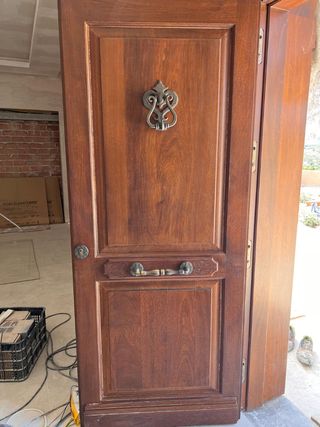 Puerta Iroko maciza entrada