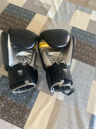 Guantes boxeo Adrenalin Outshock