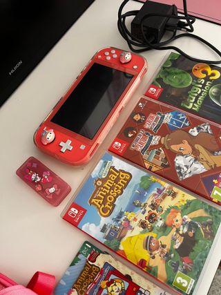 Nintendo Switch Lite + 3 giochi