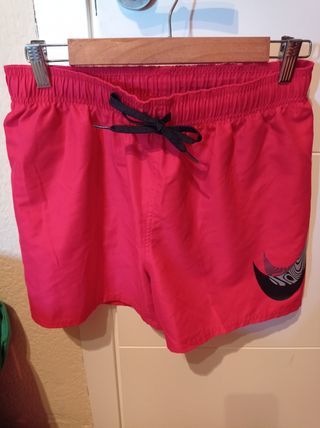 Bañador Nike rojo