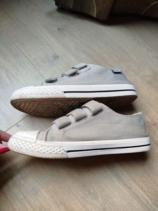 Zapatillas grises niño velcro lefties
