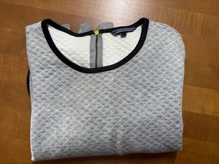 Blusa Tommy Hilfiger Cinza