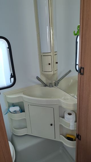 Caravana Adria Aviva 350 L
