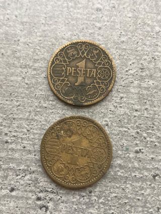 2 Monedas de peseta de 1944