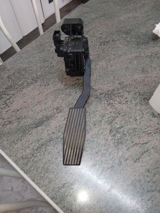 Pedal acelerador Opel Astra