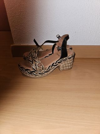 Sandalias cuña POPA nº37
