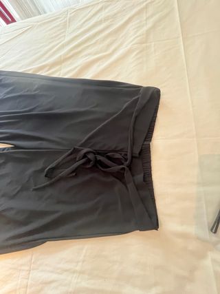 Pantalones negros largos