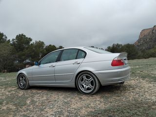 BMW E46 330i