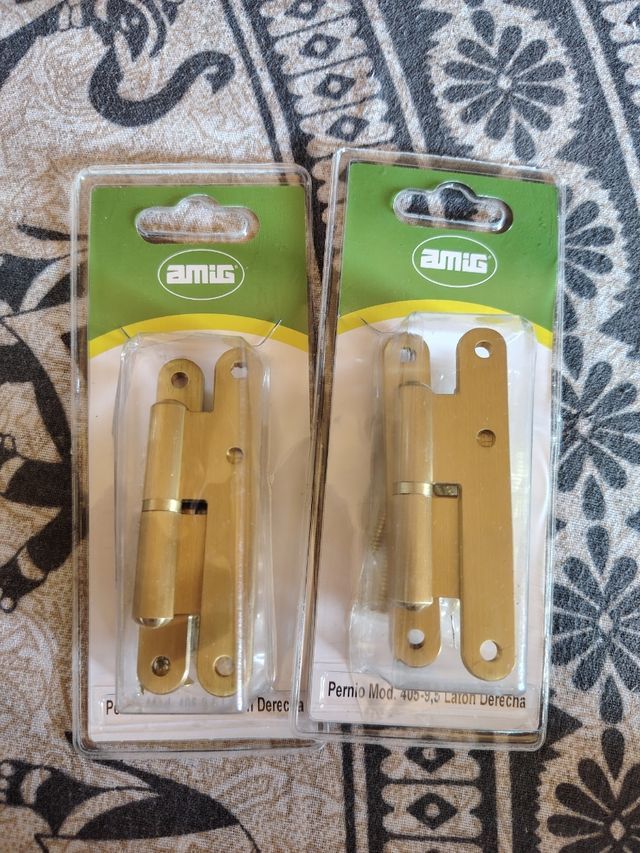 2 Bisagras AMIG 405-93 Doradas