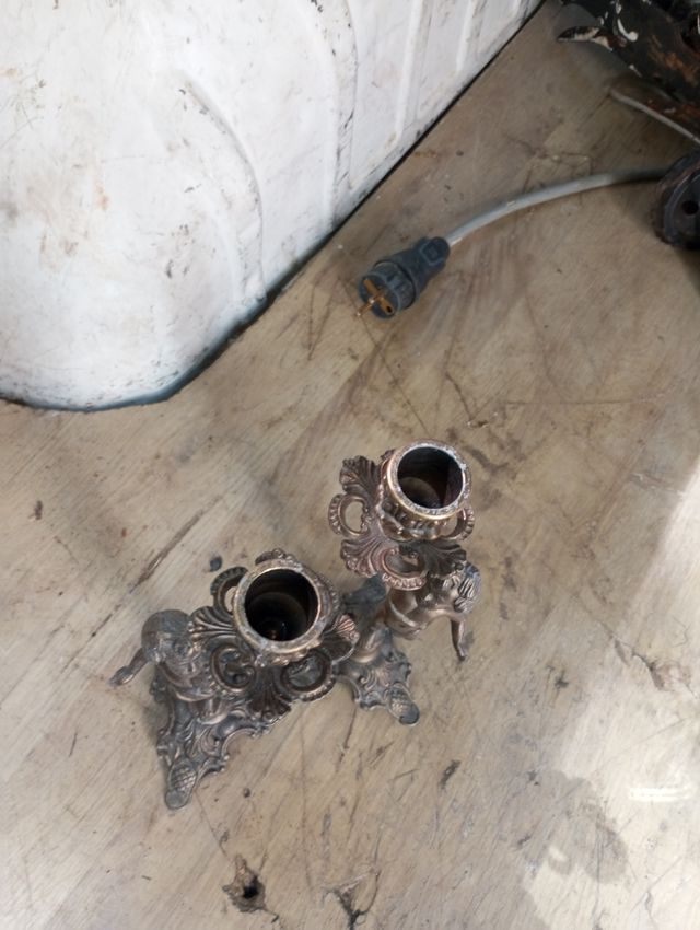 2 Candelabro metal latón