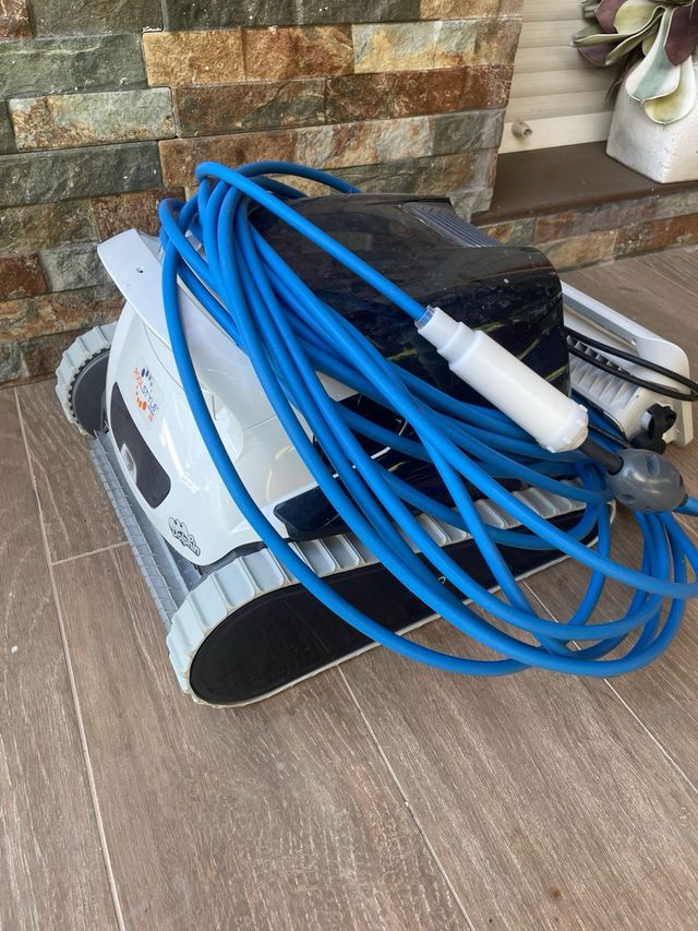 Dolphin Poolstyle 35i limpiafondos