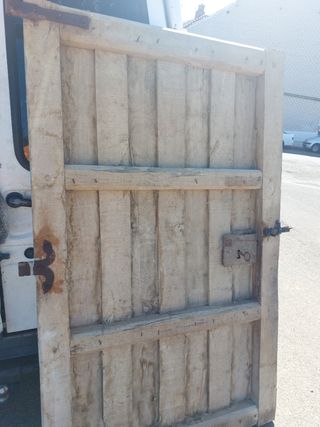 Puerta antigua de madera