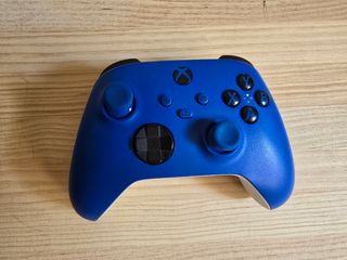 Xbox Series S + controller blu + cuffie