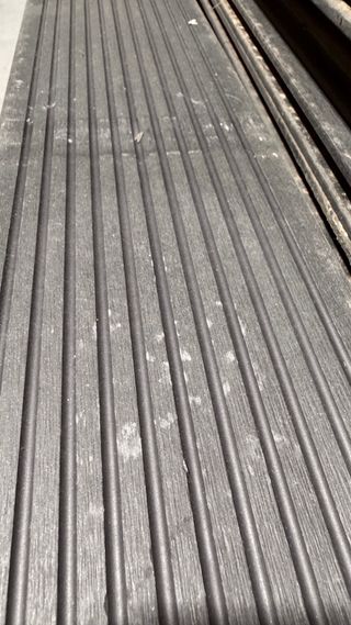 Tarima exterior las de composite gris
