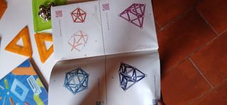 Magna-Tiles: giochi geometrici