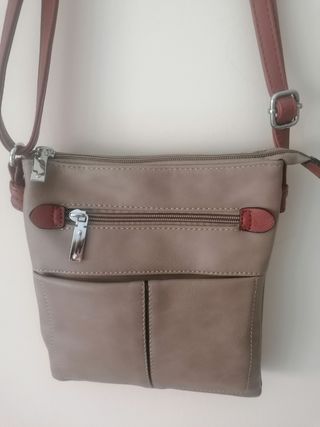 Bolso bandolera beige y marrón