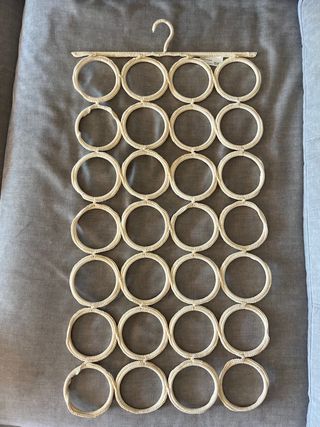 Percha organizadora Ikea