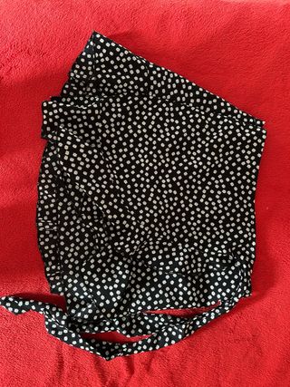 Falda pantalón negra estampada