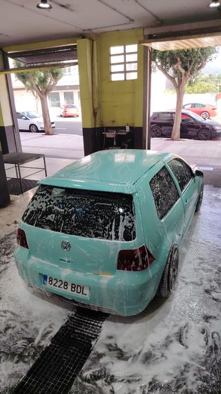 Volkswagen Golf 2000
