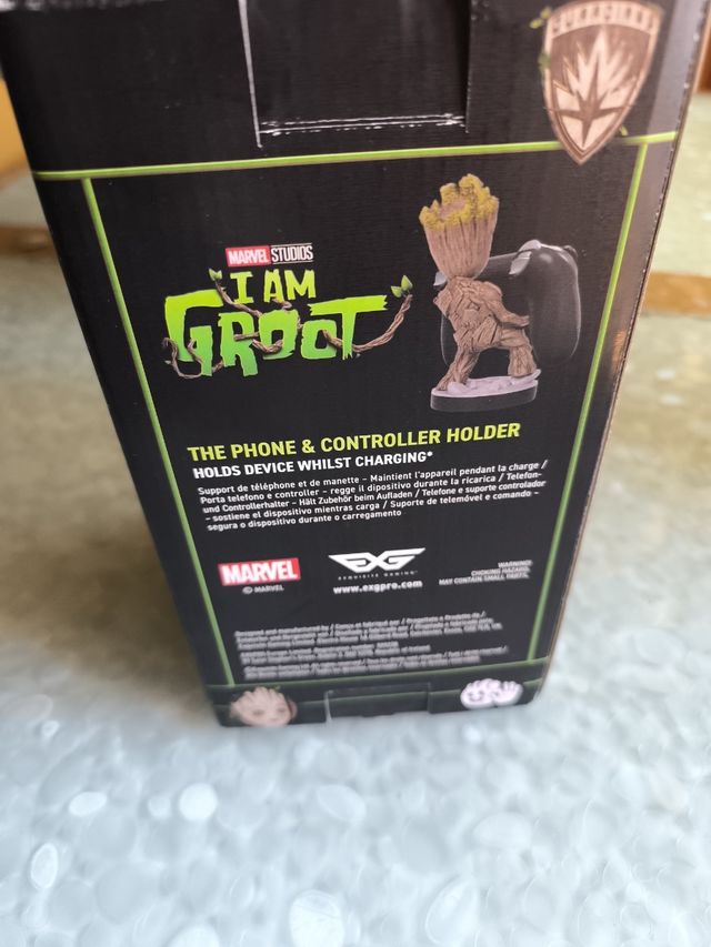 Soporte móvil Cable Guys Groot