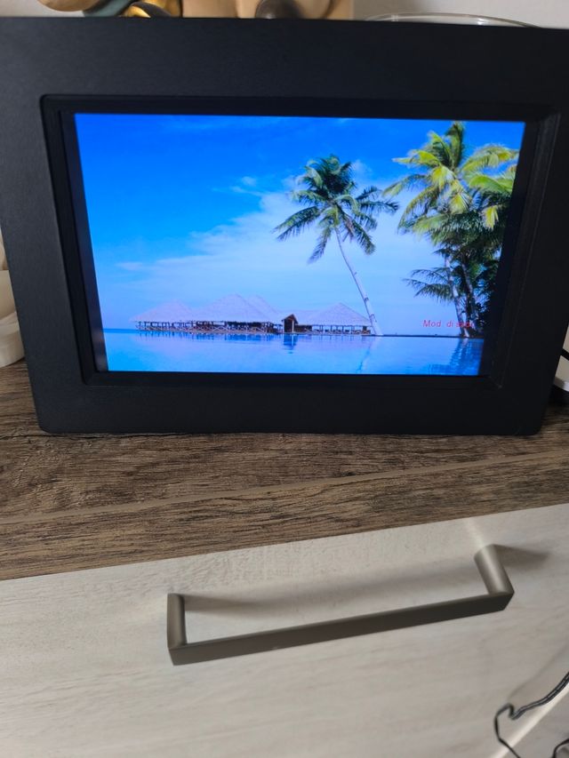 Cornice digitale Majestic - 2025