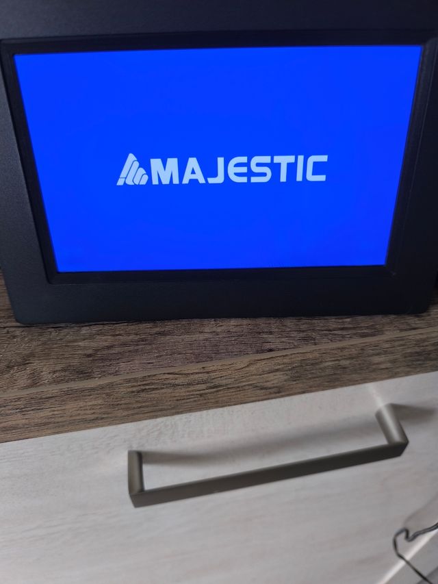 Cornice digitale Majestic - 2025