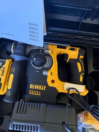 Taladro Dewalt DCH273P2T XR 18V