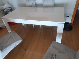 Mesa comedor blanca + 4 sillas