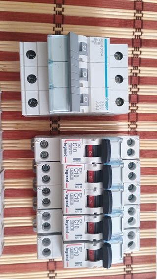 6 Diferenciales automáticos Hager & Legrand