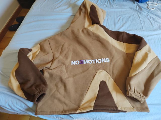 Sudadera con capucha Noemotion marrón beige