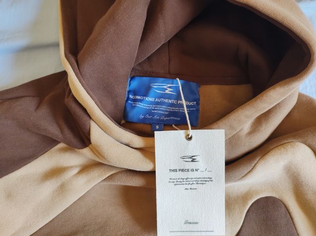 Sudadera con capucha Noemotion marrón beige