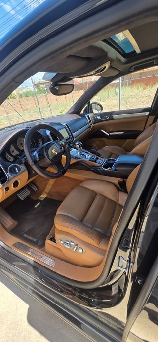 Porsche Cayenne 2016