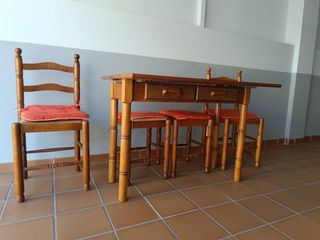 Mesa cocina madera + 4 sillas