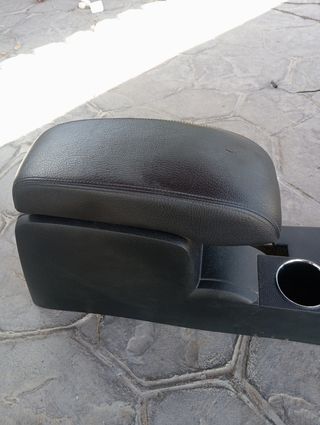 Consola central Ford Mondeo 2003