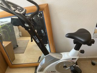 Bicicleta estática BH ZT100