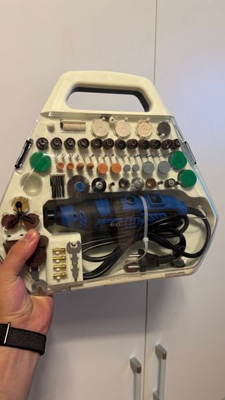 Mini Trapano 135W + 252 Accessori