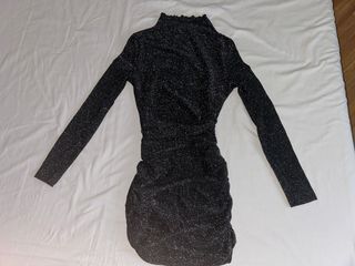 Vestido negro brillante fiesta