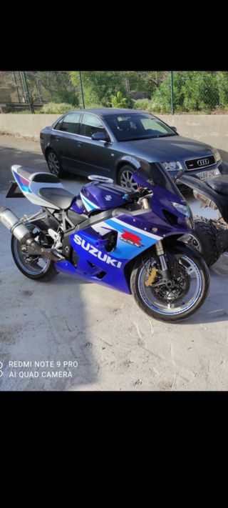 Suzuki GSXR 600 K5 - Moto