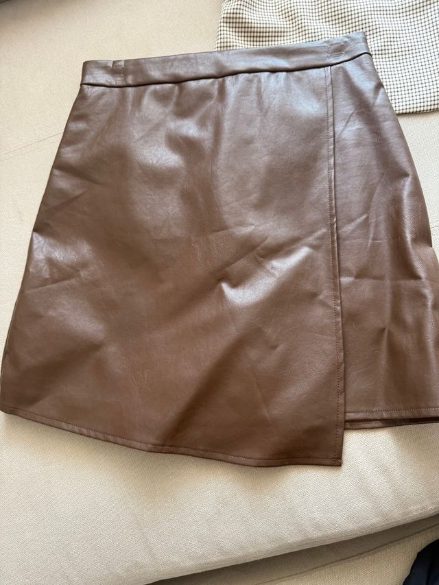 3 Faldas: marrón, beige