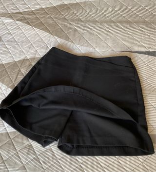 Falda pantalón negra