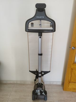 Plancha vertical Rowenta Master Valet 1550w 