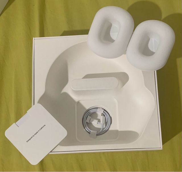 AirPods Max - Medianoche