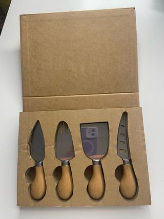 Set 4 coltelli formaggio