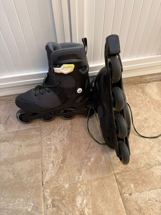 Patines en línea - casi nuevos