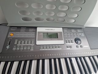 Piano Electrónico Yamaha