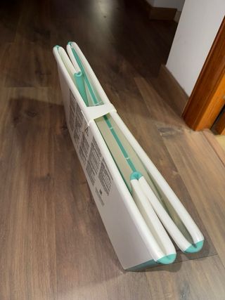 Bañera Stokke + soporte bebé, verde menta