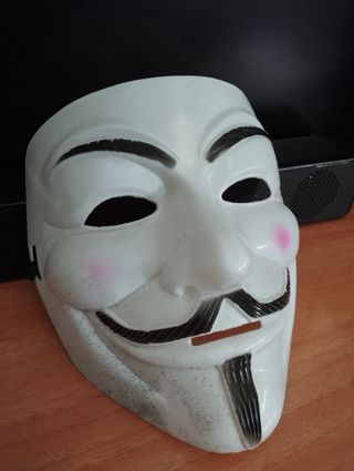 2 Máscaras V de Vendetta 