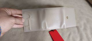 Cartera Carolina Herrera beige