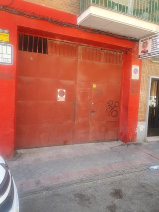 Portón doble hierro antiguo