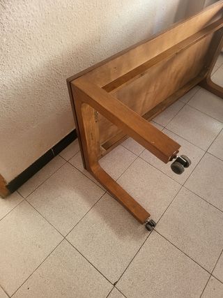 Mesa madera marrón - Cocina